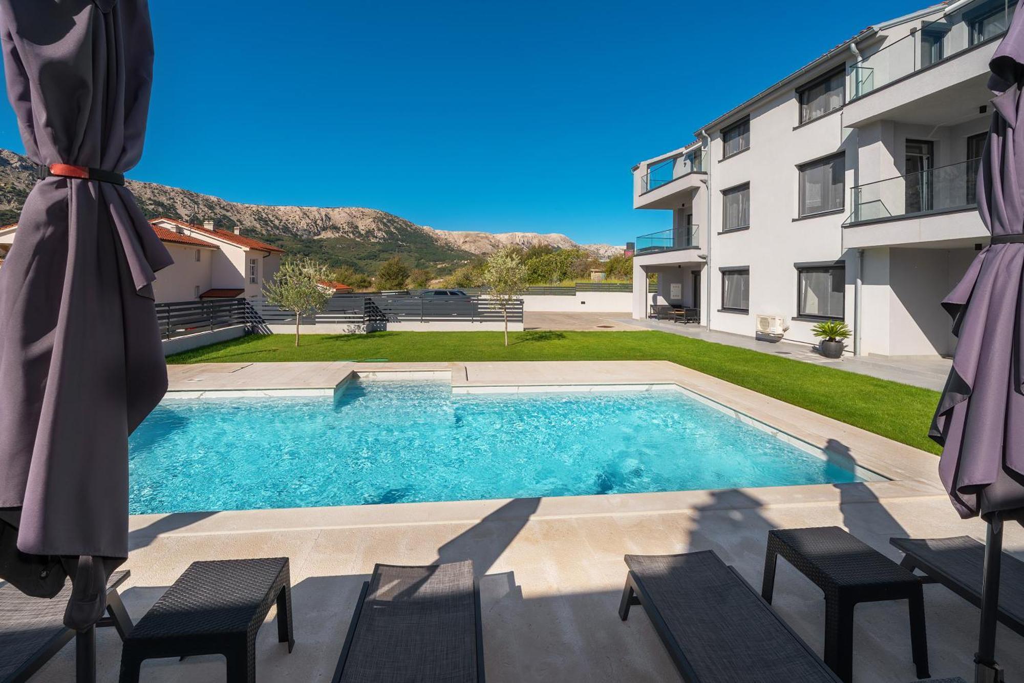 Poolside Apartments Anabella Baska  Exterior photo